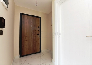 طابق مرتفع - مجمع سكني حديث - شقة 1+1 غرفة نوم وصالة - في مهموتلار / الانيا 