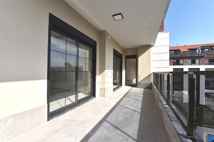 شقة عائلية واسعة - اربع غرف وصالة ضمن مجمع - في منطقة اوبا / الانيا 