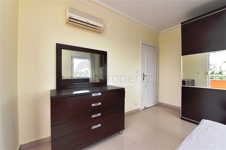 على البحر مباشرة - شقق عائلية 2 غرفة وصالة -في مدينة الانيا / منطقة ديمرتاش 