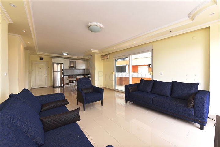 على البحر مباشرة - شقق عائلية 2 غرفة وصالة -في مدينة الانيا / منطقة ديمرتاش 