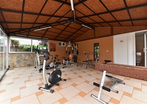 على البحر مباشرة - شقق عائلية 2 غرفة وصالة -في مدينة الانيا / منطقة ديمرتاش 