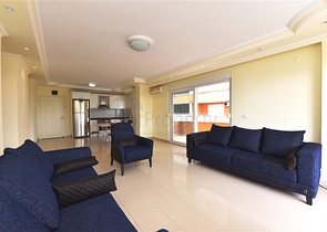 على البحر مباشرة - شقق عائلية 2 غرفة وصالة -في مدينة الانيا / منطقة ديمرتاش 