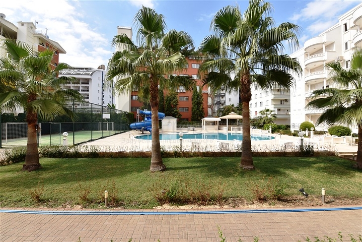 قريبة من البحر - شقة غرفتين وصالة مع الاثاث - في منطقة اوبا المركزية / الانيا 