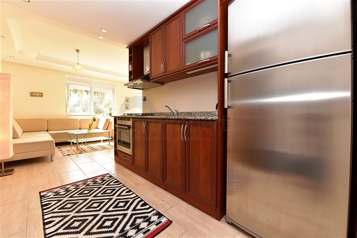 قريبة من البحر - شقة غرفتين وصالة مع الاثاث - في منطقة اوبا المركزية / الانيا 