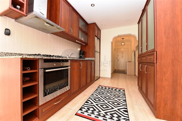 قريبة من البحر - شقة غرفتين وصالة مع الاثاث - في منطقة اوبا المركزية / الانيا 