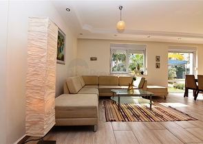 قريبة من البحر - شقة غرفتين وصالة مع الاثاث - في منطقة اوبا المركزية / الانيا 