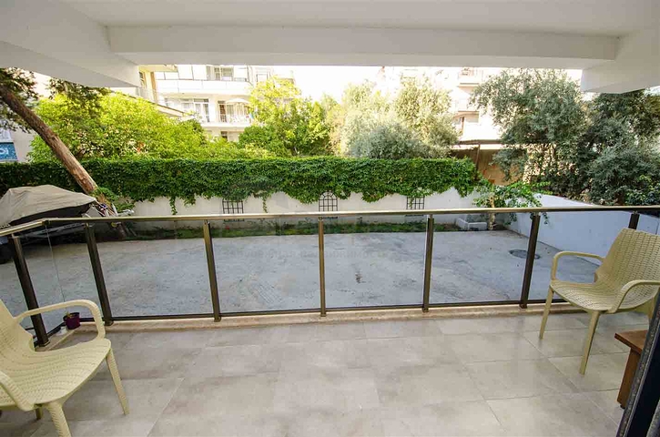 شقة دوبلكس واسعة في وسط مدينة أنطاليا