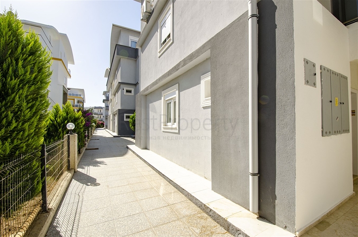 شقة 2 + 1 في مبنى جديد في وسط بيليك أنطاليا