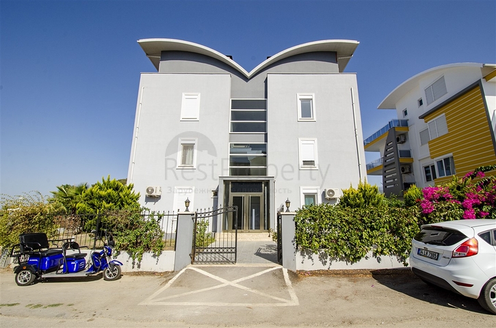 شقة 2 + 1 في مبنى جديد في وسط بيليك أنطاليا