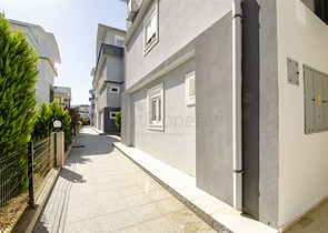 شقة 2 + 1 في مبنى جديد في وسط بيليك أنطاليا