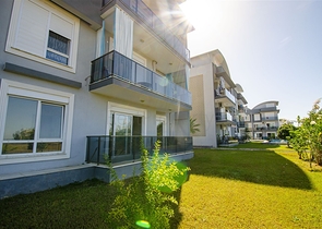 شقة 2 + 1 في مبنى جديد في وسط بيليك أنطاليا