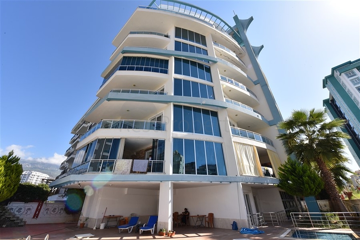 تصميم انيق - شقة مؤثثة - غرفة وصالة - قريبة من البحر - في مهموتلار  / الانيا 