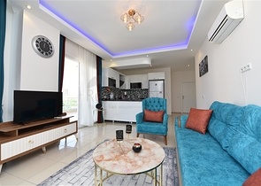 تصميم انيق - شقة مؤثثة - غرفة وصالة - قريبة من البحر - في مهموتلار  / الانيا 