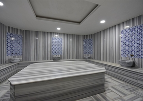 تصميم انيق - شقة مؤثثة - غرفة وصالة - قريبة من البحر - في مهموتلار  / الانيا 