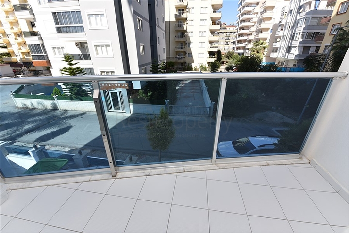 ضمن مجمع فاخر - شقة غرفة وصالة مؤثثة - قريبة من البحر - في مهموتلار / الانيا 