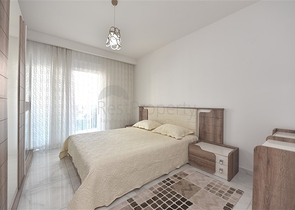 ضمن مجمع فاخر - شقة غرفة وصالة مؤثثة - قريبة من البحر - في مهموتلار / الانيا 