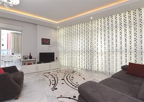 ضمن مجمع فاخر - شقة غرفة وصالة مؤثثة - قريبة من البحر - في مهموتلار / الانيا 