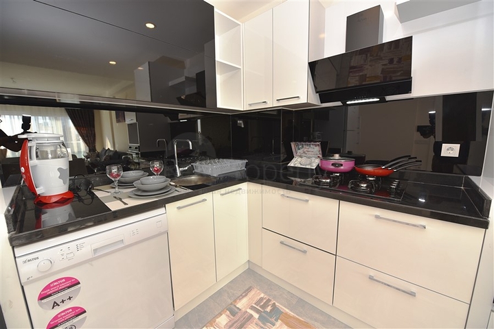 شقق غرفة وصالة لكن ! مساحة 80 متر / ضمن مجمع سكني في مهموتلار / الانيا 