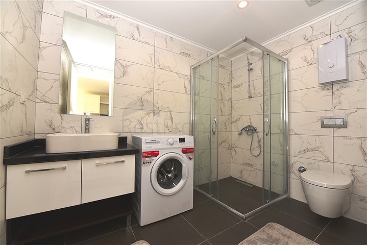 شقق غرفة وصالة لكن ! مساحة 80 متر / ضمن مجمع سكني في مهموتلار / الانيا 