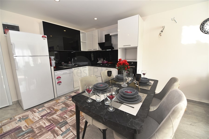 شقق غرفة وصالة لكن ! مساحة 80 متر / ضمن مجمع سكني في مهموتلار / الانيا 