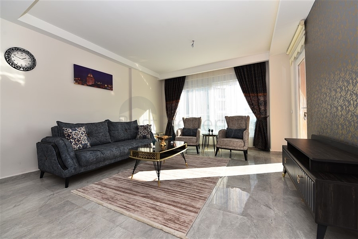 شقق غرفة وصالة لكن ! مساحة 80 متر / ضمن مجمع سكني في مهموتلار / الانيا 