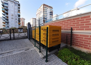 شقق غرفة وصالة لكن ! مساحة 80 متر / ضمن مجمع سكني في مهموتلار / الانيا 