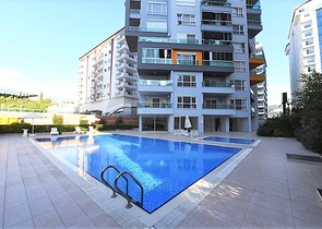 شقق غرفة وصالة لكن ! مساحة 80 متر / ضمن مجمع سكني في مهموتلار / الانيا 