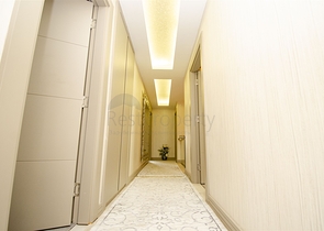 شقة راقية 5 + 1 مع مدخل للحديقة في اونجالي كونيالتي