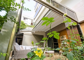 شقة راقية 5 + 1 مع مدخل للحديقة في اونجالي كونيالتي