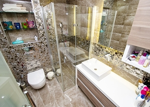 شقة راقية 5 + 1 مع مدخل للحديقة في اونجالي كونيالتي