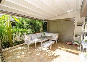 شقة راقية 5 + 1 مع مدخل للحديقة في اونجالي كونيالتي