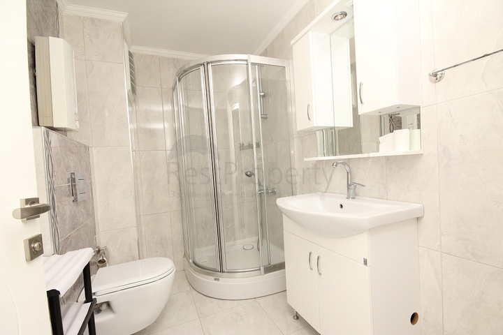 طابق مرتفع - شقة غرفة وصالة - ضمن مجمع سكني - في مهموتلار / الانيا 