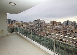 طابق مرتفع - شقة غرفة وصالة - ضمن مجمع سكني - في مهموتلار / الانيا 