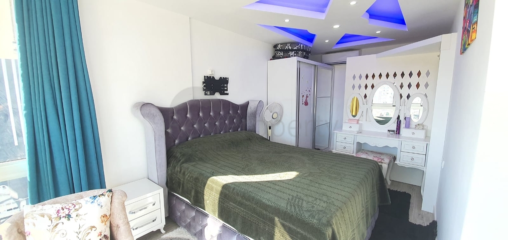 طابق مرتفع - شقة انيقة من تصميم 1+1 - ضمن مجمع - في مهموتلار / الانيا 