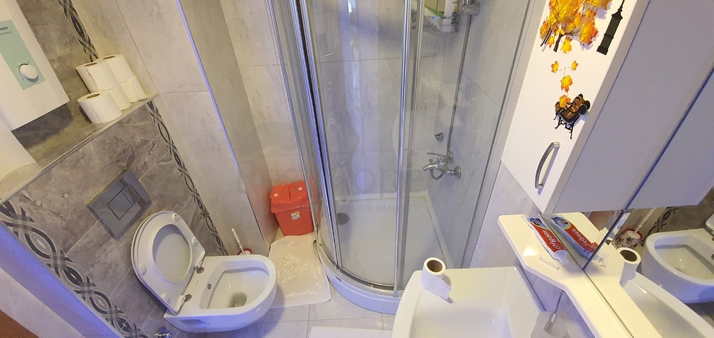 طابق مرتفع - شقة انيقة من تصميم 1+1 - ضمن مجمع - في مهموتلار / الانيا 