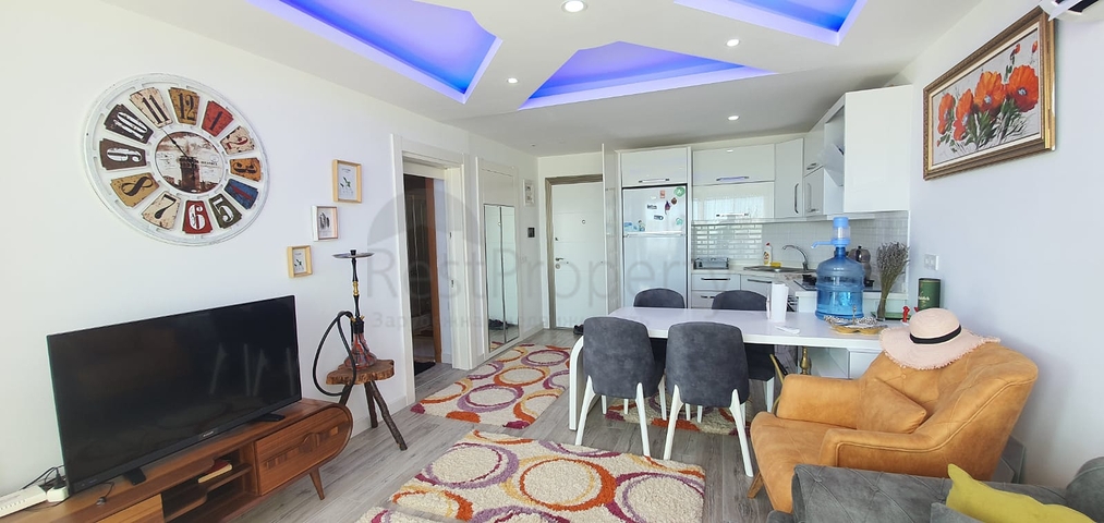 طابق مرتفع - شقة انيقة من تصميم 1+1 - ضمن مجمع - في مهموتلار / الانيا 