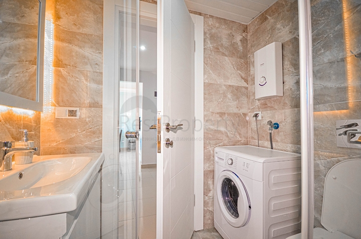 اطلالة بحر - طابق مرتفع - شقة غرفة وصالة مفروشة - في مهموتلار / الانيا 