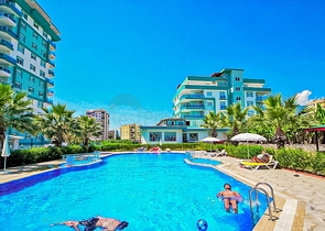 اطلالة بحر - طابق مرتفع - شقة غرفة وصالة مفروشة - في مهموتلار / الانيا 