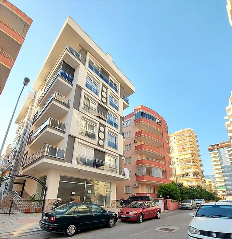 قريبة من البحر والمركز - شقة غرفتين وصالة -بدون فرش - في مهموتلار / الانيا 