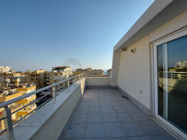 قريبة من البحر والمركز - شقة غرفتين وصالة -بدون فرش - في مهموتلار / الانيا 