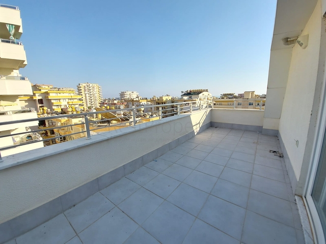 قريبة من البحر والمركز - شقة غرفتين وصالة -بدون فرش - في مهموتلار / الانيا 