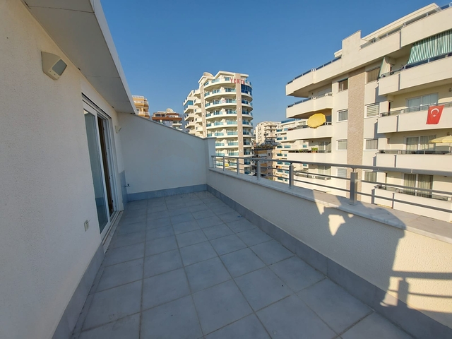 قريبة من البحر والمركز - شقة غرفتين وصالة -بدون فرش - في مهموتلار / الانيا 