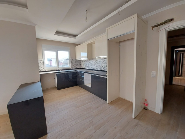 قريبة من البحر والمركز - شقة غرفتين وصالة -بدون فرش - في مهموتلار / الانيا 