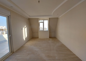 قريبة من البحر والمركز - شقة غرفتين وصالة -بدون فرش - في مهموتلار / الانيا 