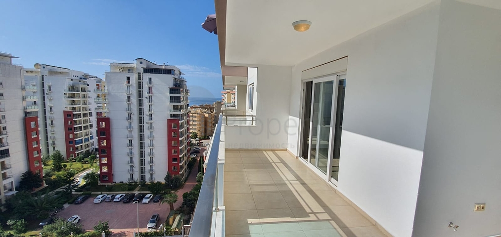 اطلالة جبلية - قريبة من الحدمات - شقق بتصميم غرفة وصالة - في مهموتلار /الانيا 