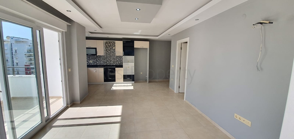 اطلالة جبلية - قريبة من الحدمات - شقق بتصميم غرفة وصالة - في مهموتلار /الانيا 