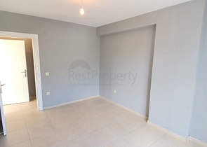 اطلالة جبلية - قريبة من الحدمات - شقق بتصميم غرفة وصالة - في مهموتلار /الانيا 