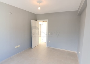 اطلالة جبلية - قريبة من الحدمات - شقق بتصميم غرفة وصالة - في مهموتلار /الانيا 