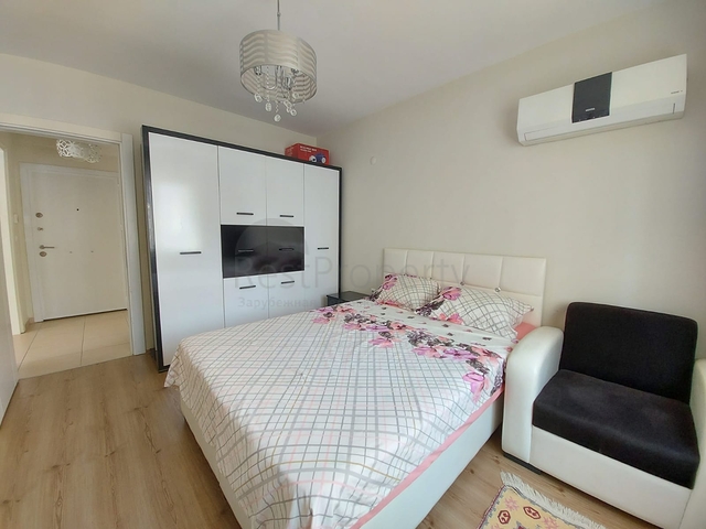 شقة مؤثثة - غرفة وصالة - ضمن مجمع سكني قريب من البحر - في مهموتلار / الانيا 