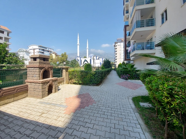 شقة مؤثثة - غرفة وصالة - ضمن مجمع سكني قريب من البحر - في مهموتلار / الانيا 